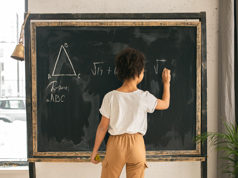 Measuring angles on a blackboard